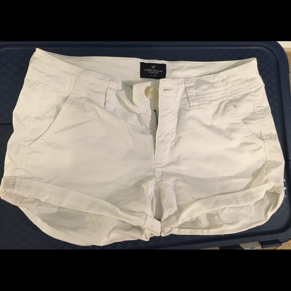 White American Eagle Shorts